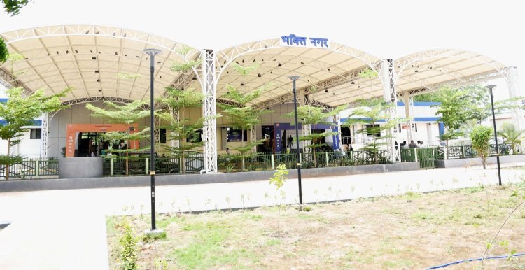 રાજકોટ ભક્તિનગર સ્ટેશન સહિત 75 પુર્ન: વિકસિત રેલવે સ્ટેશનનું વચ્ર્યુઅલી ઉદઘાટન