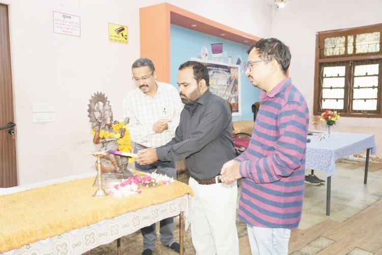 સરકારી જીલ્લા પુસ્તાલય જૂનાગઢ ખાતે યુવા સંવાદ કાર્યક્રમ યોજાયો