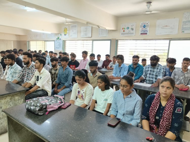 આઇ.ટી.આઇ. જૂનાગઢ ખાતે "વ્યક્તિત્વ વિકાસ અને યોગાસન તાલીમ શિબિર 2026"નું આયોજન કરવામાં આવ્યું