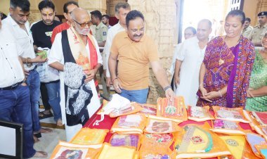 શ્રી સોમનાથ ટ્રસ્ટના મહિલા સશક્તિકરણના અનોખા સેવાયજ્ઞને પૂ. મોરારીબાપુના આર્શિવાદ