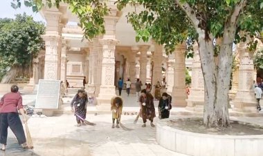 પવિત્ર શ્રાવણ માસનાં આગમનની તૈયારી  સોમનાથ મંદિરે સફાઈની કામગીરી કરાઈ