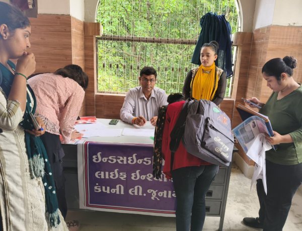 મહિલા સ્વાવલંબન દિન નિમિતે જૂનાગઢમાં મહિલાઓ માટે વિશેષ ભરતી મેળો યોજાયો : ૩૫૦ થી વધુ ઉમેદવારો હાજર, ૧૧૨ની પ્રાથમિક પસંદગી