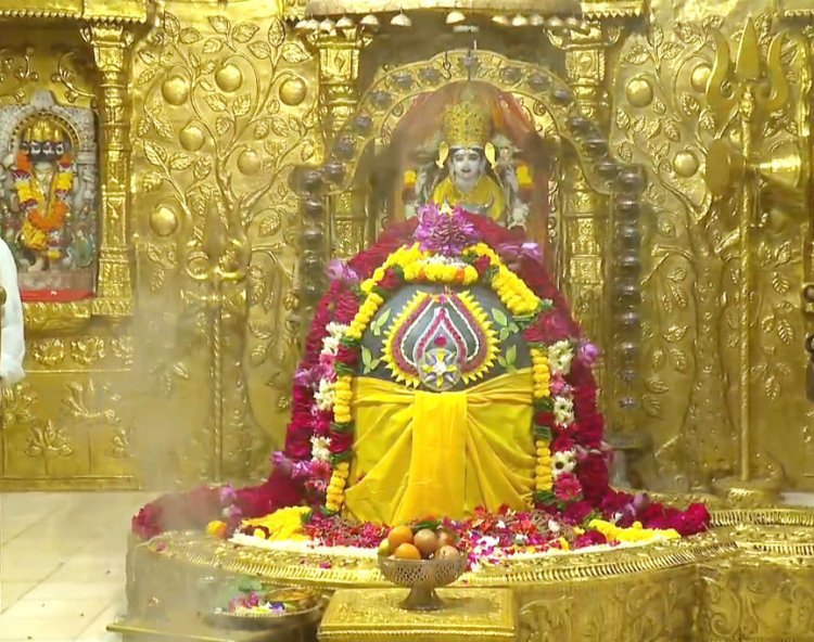 શિવની ભકિતનાં પવિત્ર એવા શ્રાવણ માસનો શુભારંભ સોમનાથ મહાદેવ મંદિરમાં હર હર મહાદેવનો જયઘોષ ગુંજી ઉઠયો