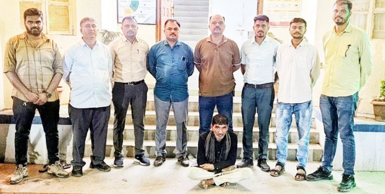 ગીર ગઢડા તાલુકાના દ્રોણ ગામેથી વનસ્પતિજન્ય માદક પદાર્થ ગાંજો અને સાધનો સાથે એક ઝડપાયો