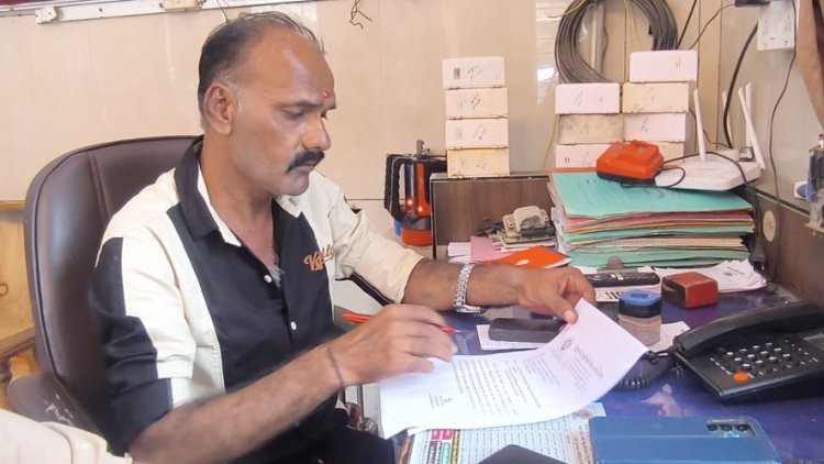 જૂનાગઢ મનપાનાં ડે. મેયર આકાશ કટારા સામે સ્ટ્રીટ લાઈટ શાખાનાં કર્મચારી તુલસી જુમાણીનાં ગંભીર આક્ષેપો : ભારે ચર્ચા