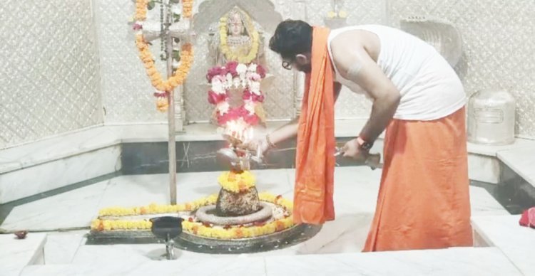 શ્રાવણ માસના બિજા સોમવારના દ્વાદશ જયોતિલીંગ નાગેશ્વર મહાદેવનું મંદિરે વહેલી સવારે મહા આરતીમાં શિવ ભક્તો ઉમટ્યા 
