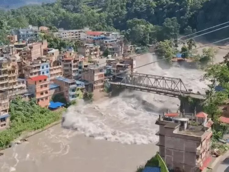 નેપાળમાં ભયાનક પૂરઃ 105 ભારતીયો સહિત 384 લોકો ગુમ, કૈલાસ માનસરોવર યાત્રાળુઓની સુરક્ષા અંગે ચિંતા