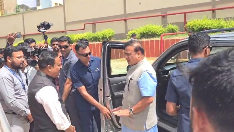 આસામનાં મુખ્યમંત્રી હિમંતા બિસ્વાએ સોમનાથ મહાદેવનાં દર્શન કરી ધન્યતા અનુભવી