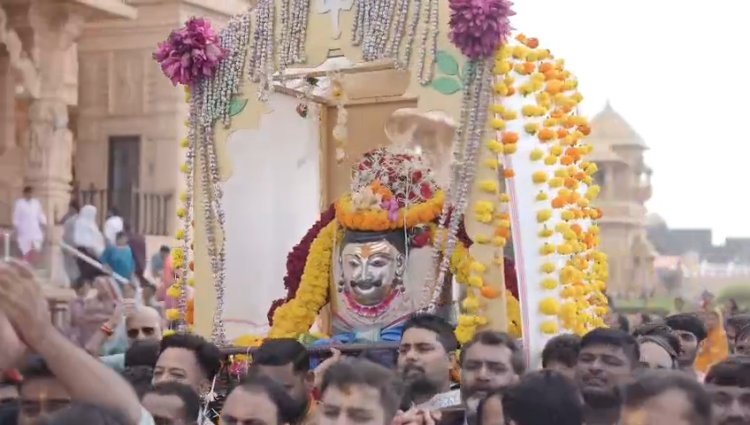 સોમનાથ ખાતે હજારો ભકતોની ઉપસ્થિતિમાં મહાદેવની પાલખી યાત્રા યોજાઈ