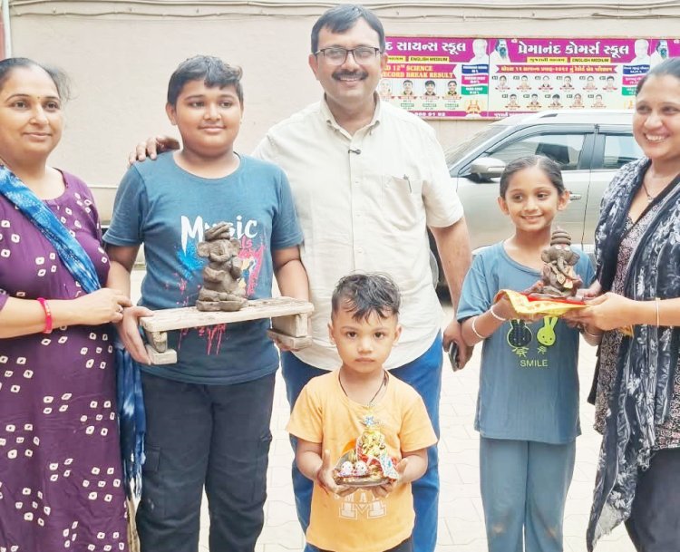 જૂનાગઢના પ્રેમાનંદ વિદ્યા મંદિર ખાતે માટીના ગણપતિ બનાવવાનો વર્કશોપ સંપન્ન થયો