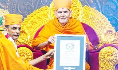 પ્રમુખસ્વામી મહારાજના જીવનચરિત્રને ગિનીસ વર્લ્ડ રેકોડ્ર્સમાં સ્થાન મળ્યું