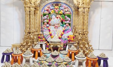શ્રી કષ્ટભંજનદેવ દાદાને ઘારીનો અન્નકૂટ ધરવામાં આવ્યો