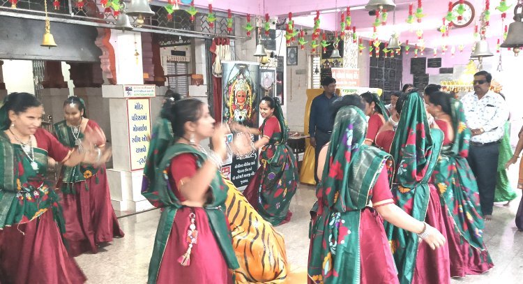 પ્રજ્ઞાચક્ષુ દીકરીઓના રાસ-ગરબાથી ગુંજી ઊઠ્યું વાઘેશ્વરી માતાનું મંદિર