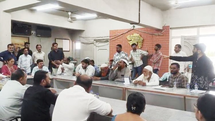 માંગરોળ પાલિકાની સામાન્ય સભામાં અપક્ષ સદસ્ય ઈરફાન કરૂડે કર્યા વેધક સવાલો